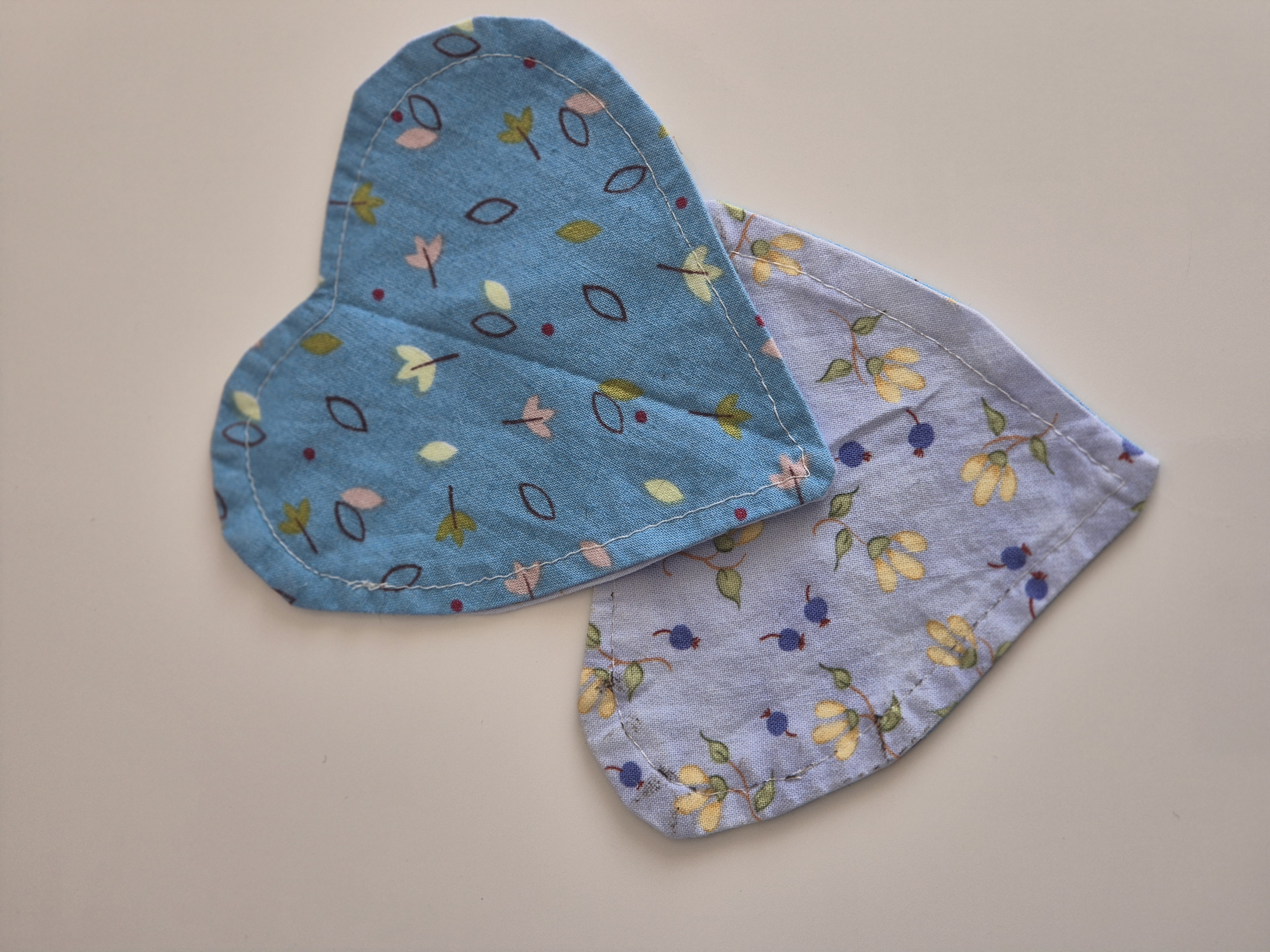 Heart-shaped bonding squares